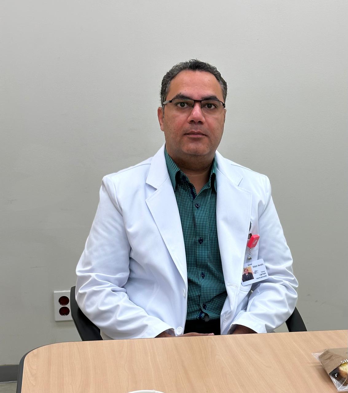 Dr. Mian Awais Endoscopic Spine Surgeon in Pakistan